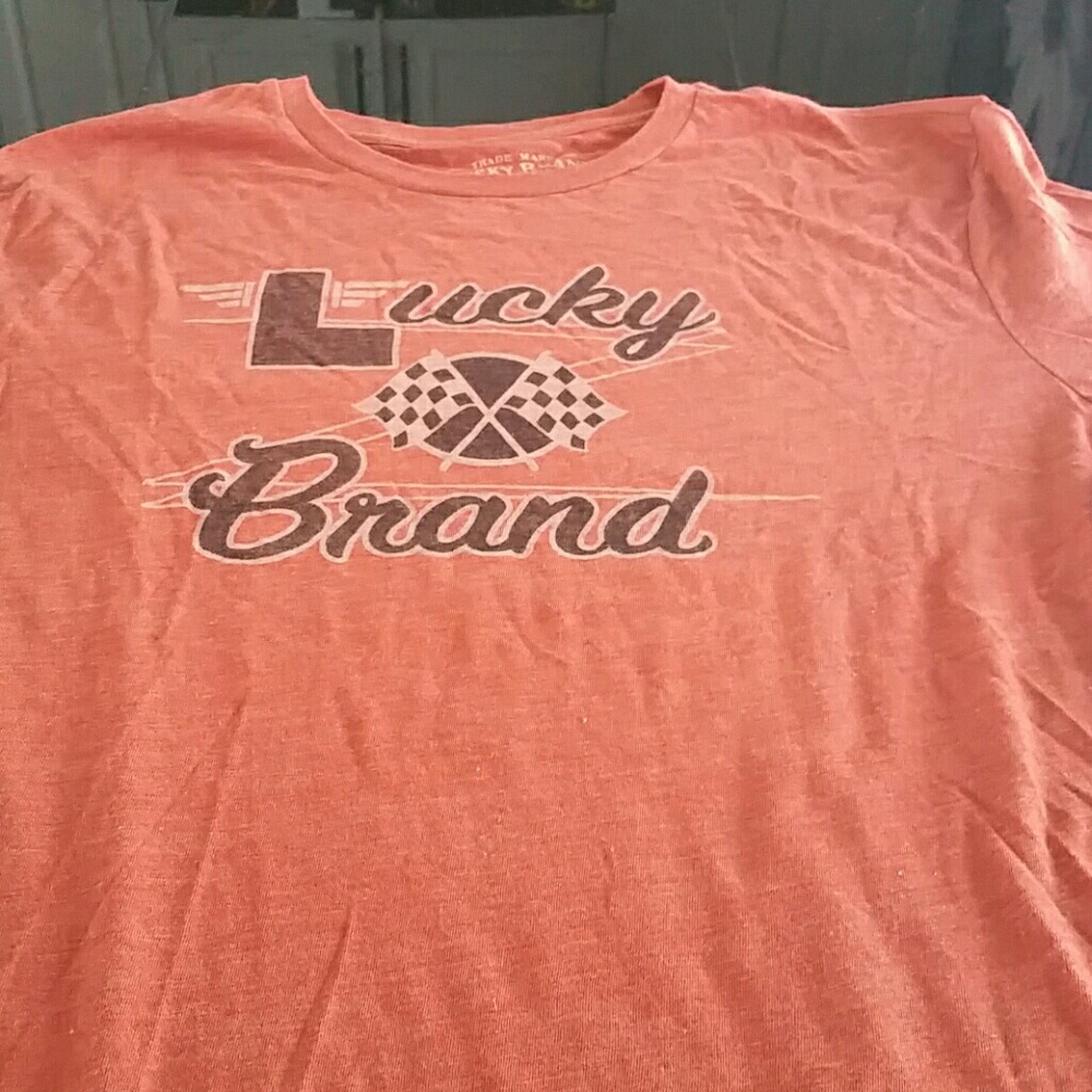 Lucky Brand t shirt